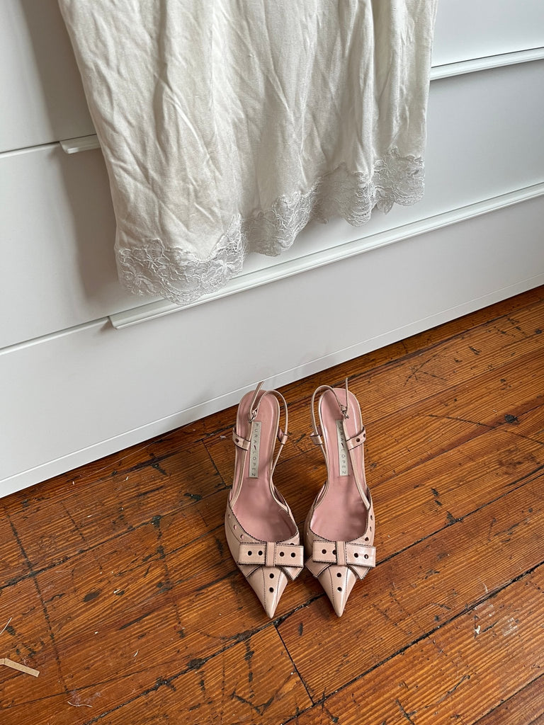 Baby Pink Pointed Toe Slingback Heels - Ani Vintage - Dublin Ireland