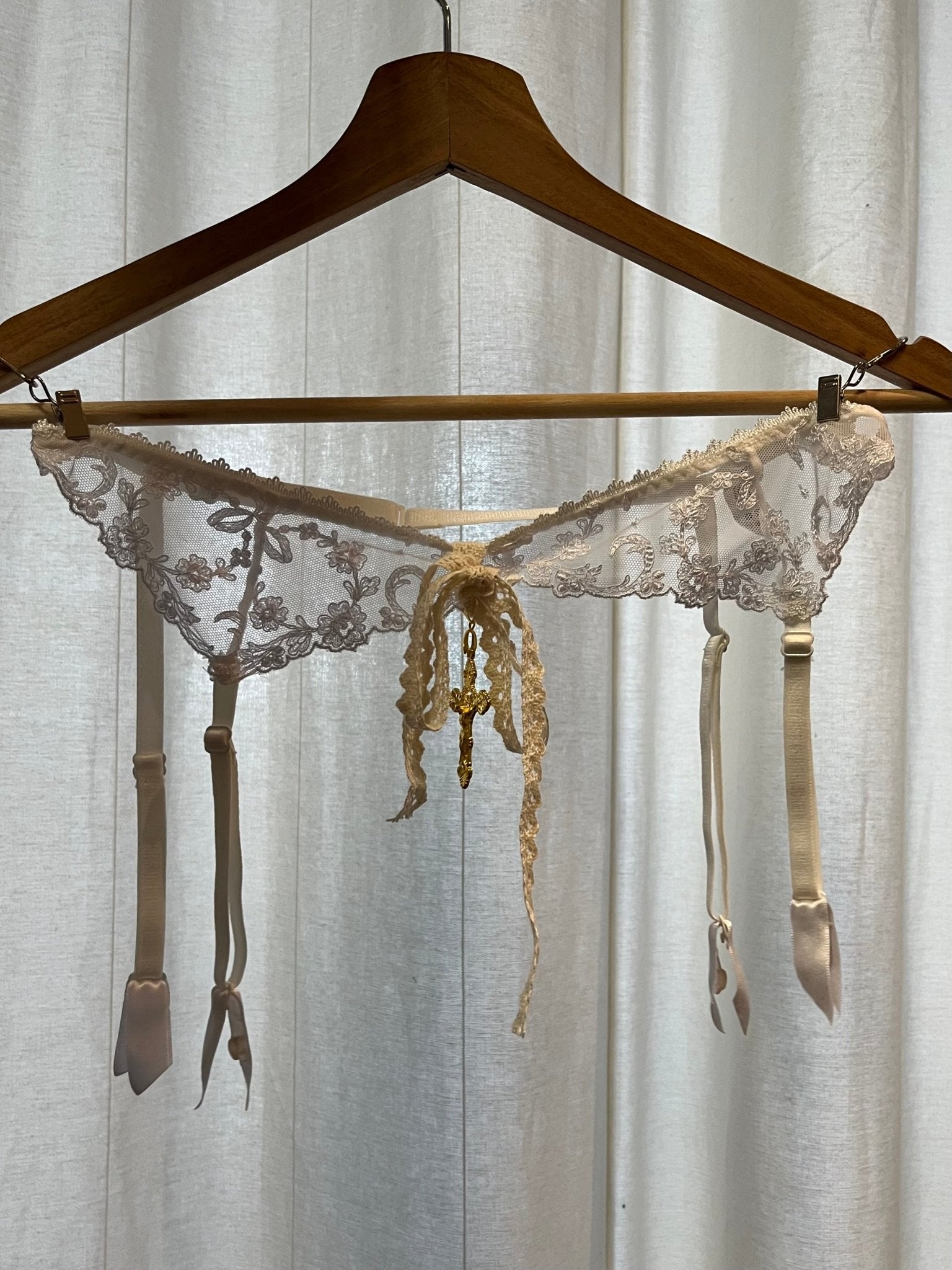 vibrator lelo VINTAGE - Wedding Garter Set GT0113 main image 1