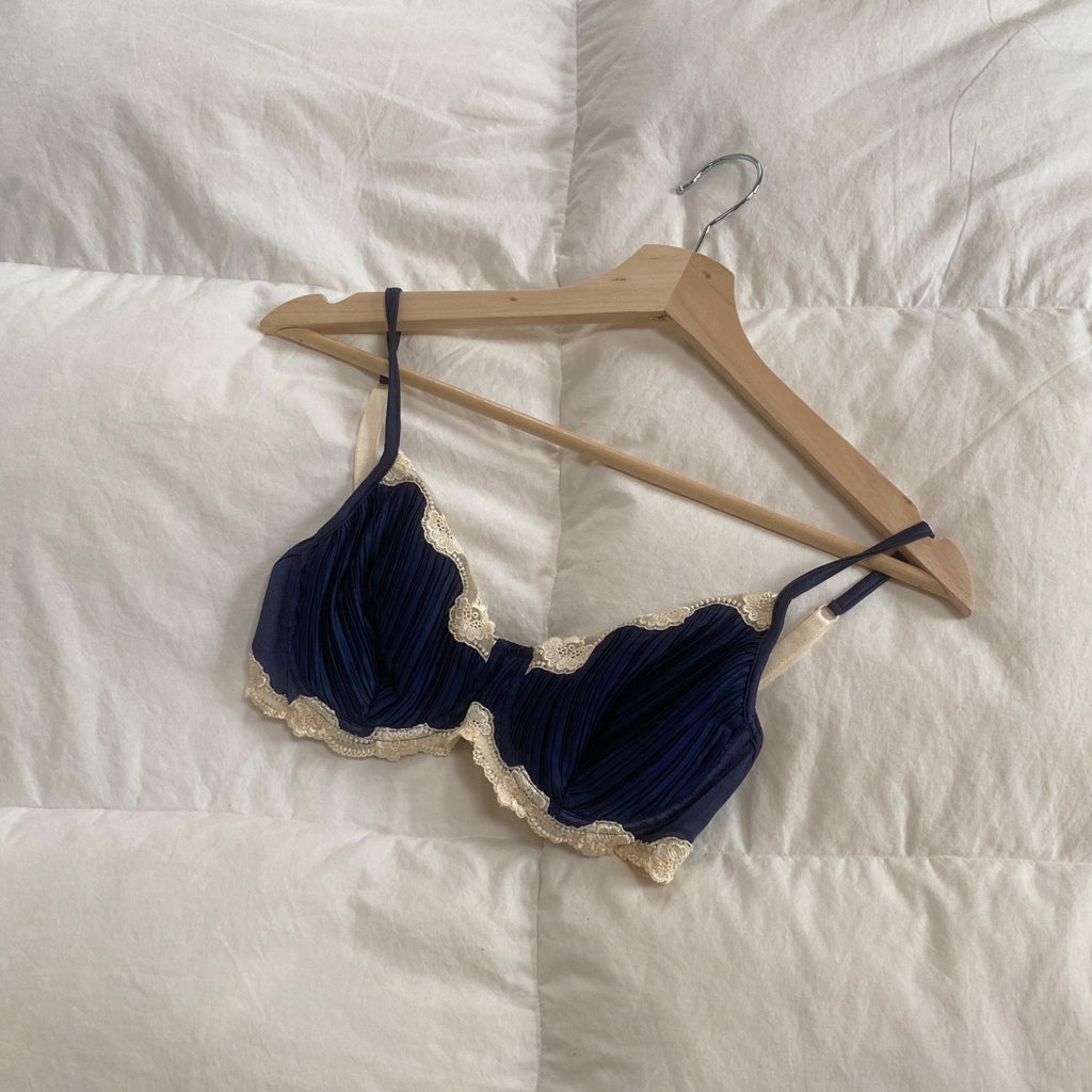PRIMARK Bra and underwear set Size 12/14 - Depop