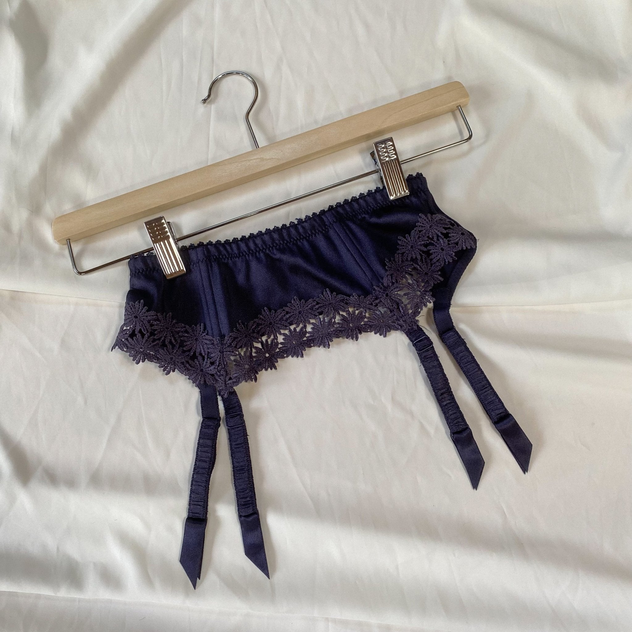 Midnight Satin Garter Belt | ani vintage Ani Vintage Midnight Satin Garter Belt | ani vintage Ani Vintage