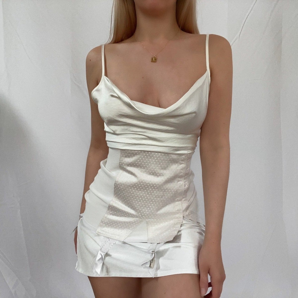 Vintage 1950s White Fan Lace Corset Girdle Skirt (26-32) – Amethyst  Lullabies