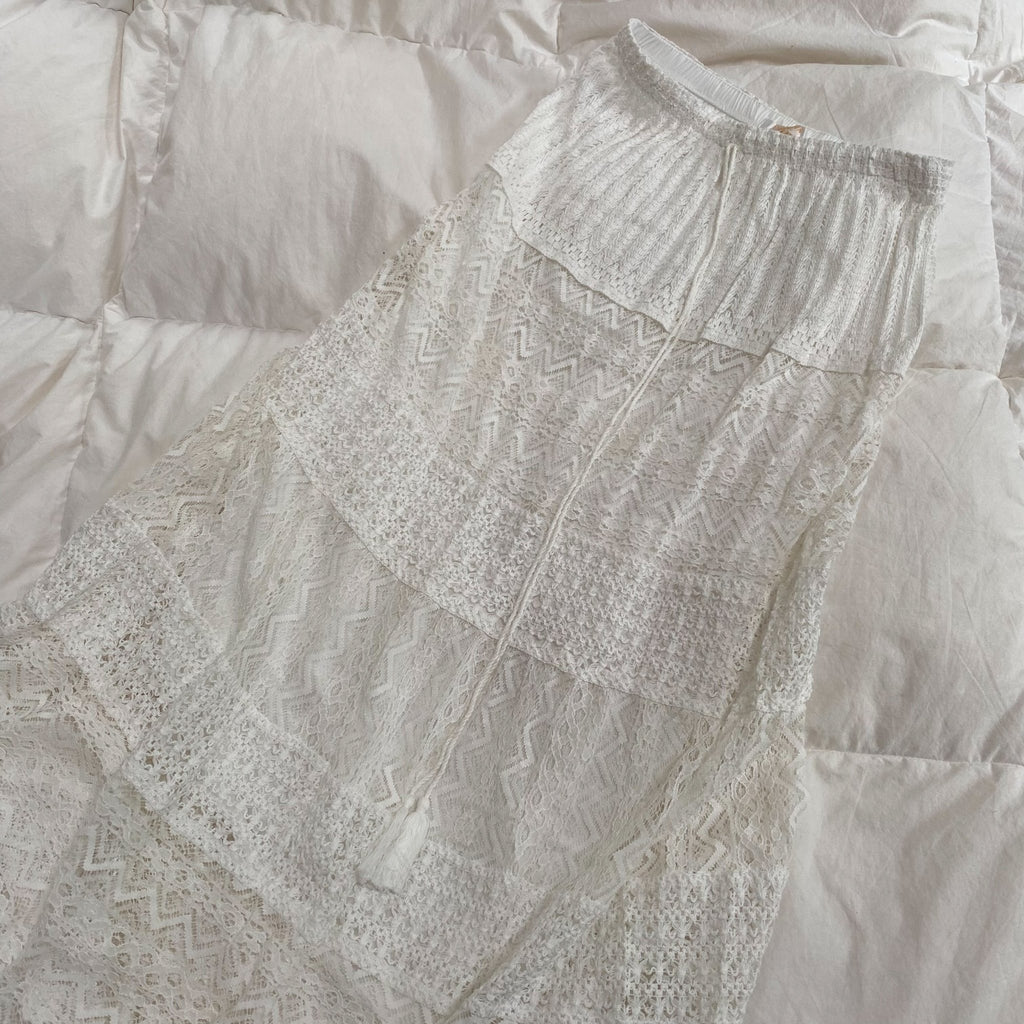 White Lace Skirt - Ani Vintage - Dublin Ireland